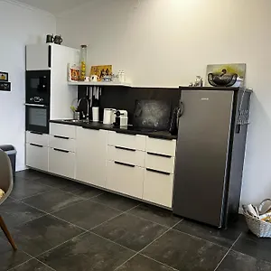 Apartament Hausmamamia, Vir